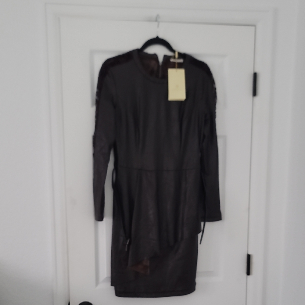 Elegant Black Midi Dress